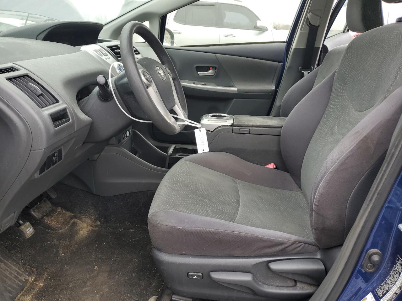2014 Toyota Prius - Image 7
