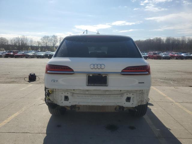  AUDI Q7 2021 Biały