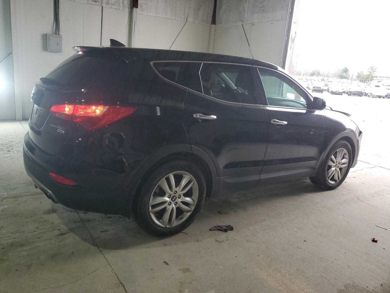 2013 Hyundai Santa Fe - Image 3