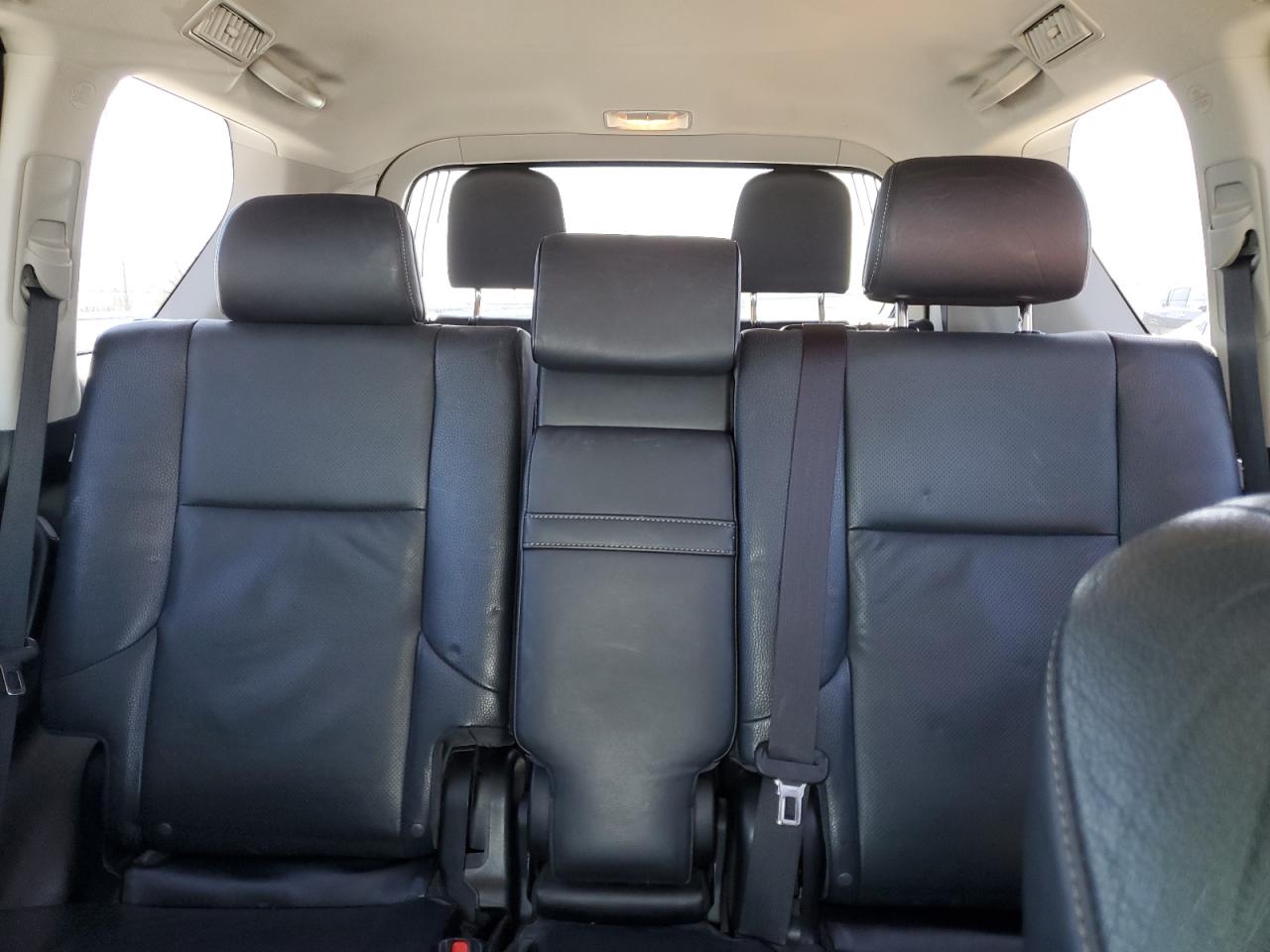 2015 Lexus GX - Image 10