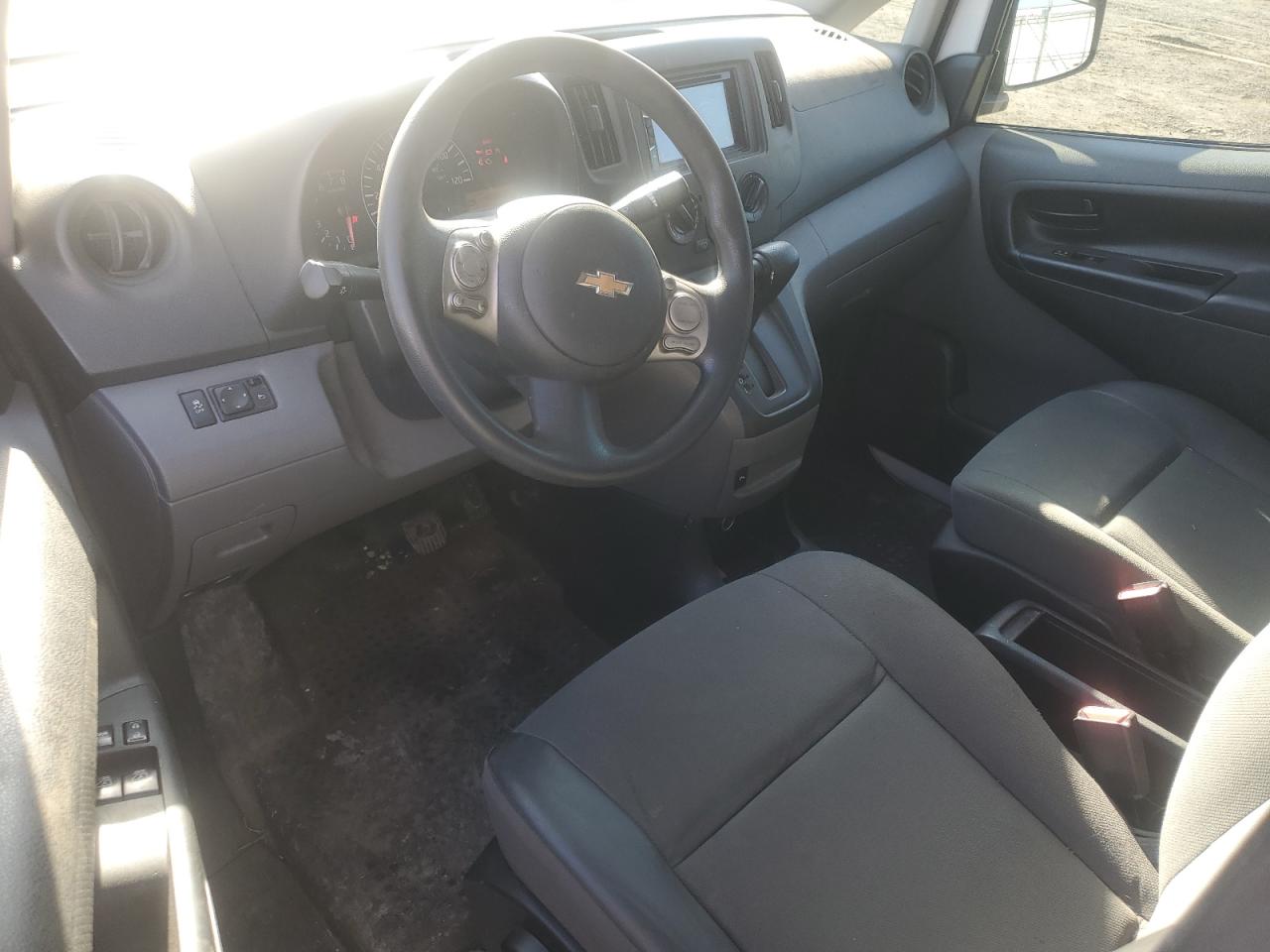 2015 Chevrolet Express - Image 8
