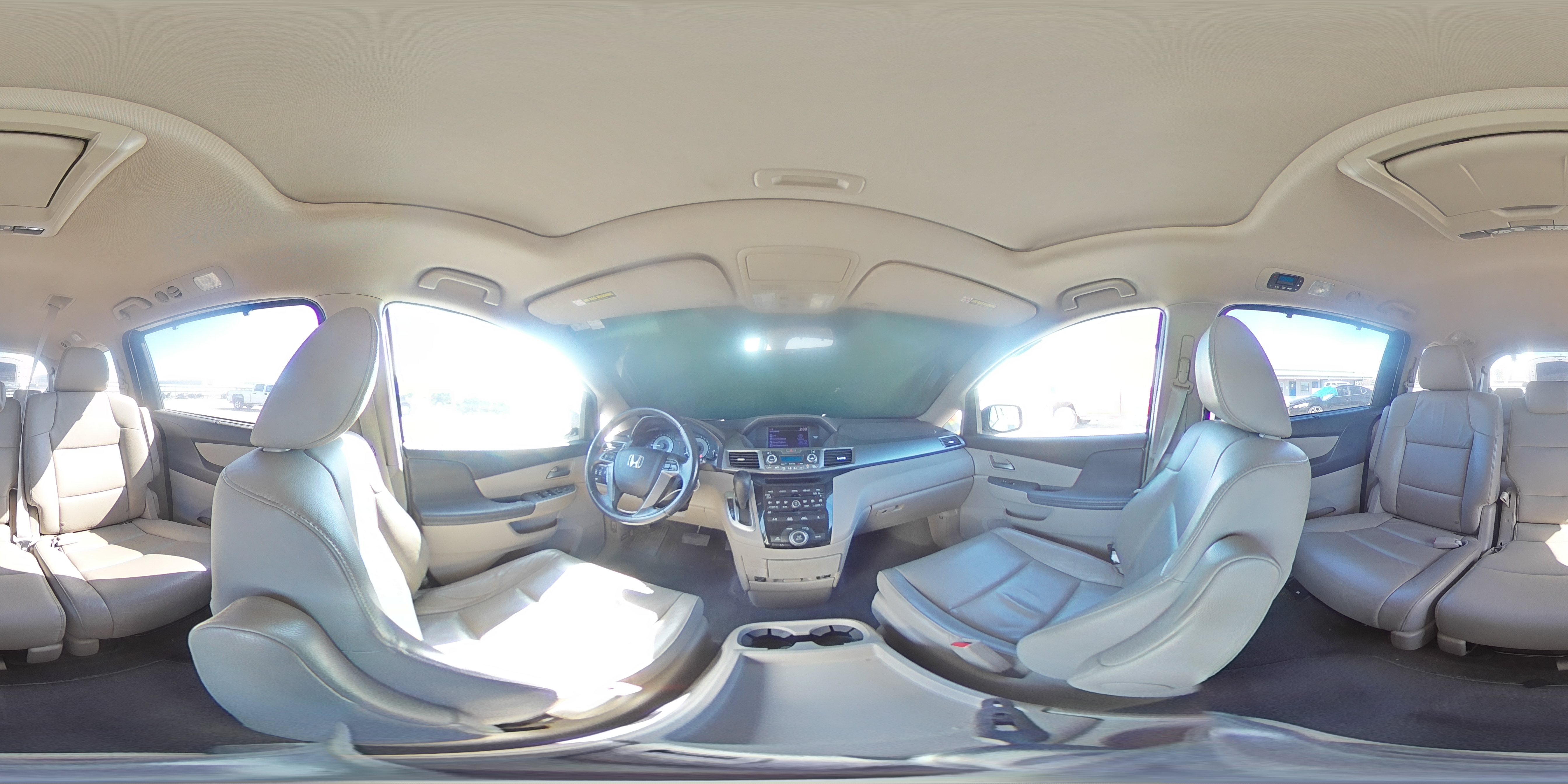 2012 Honda Odyssey - Image 14