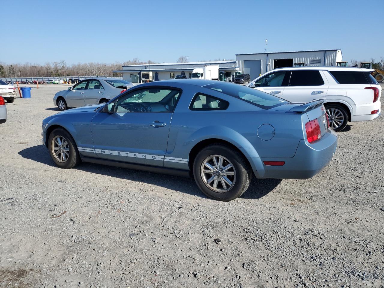 2006 Ford Mustang - Image 2