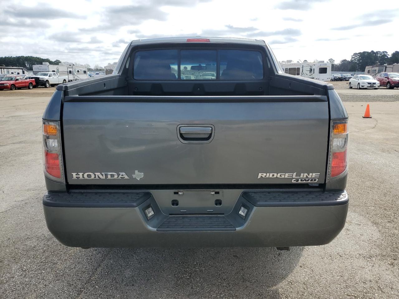 2007 Honda Ridgeline - Image 6