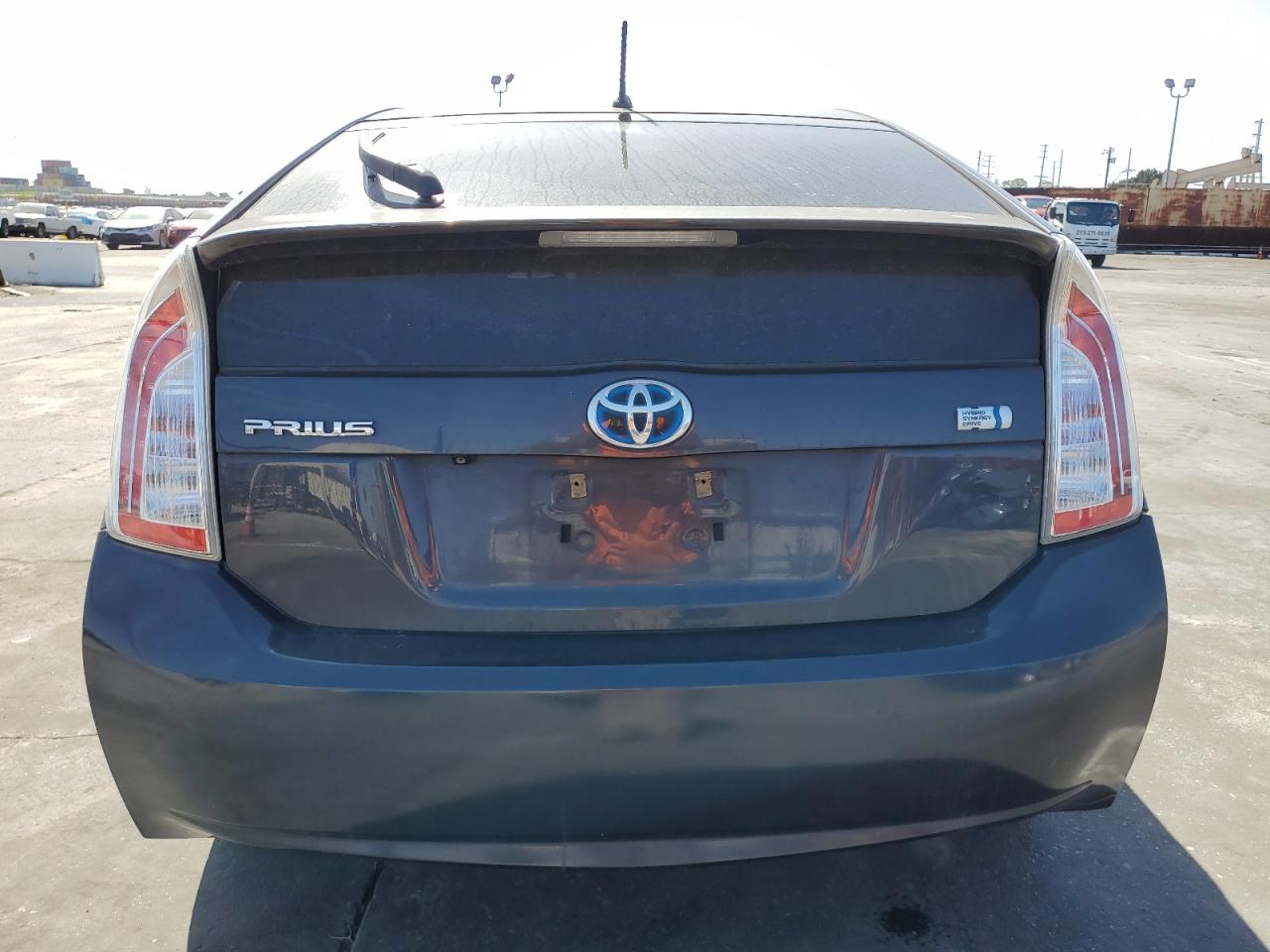 2015 Toyota Prius - Image 6