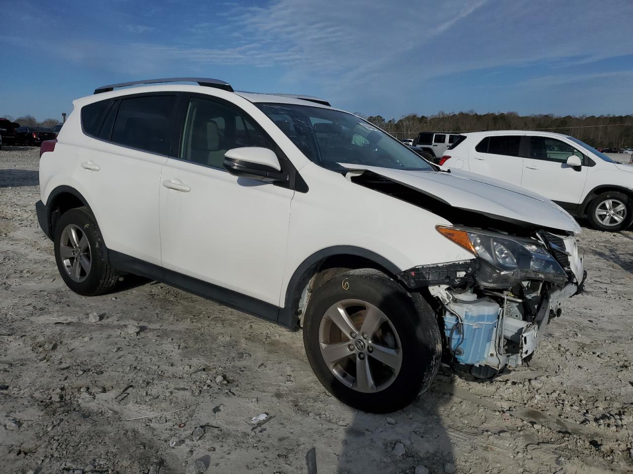 2015 Toyota RAV 4 - Image 4