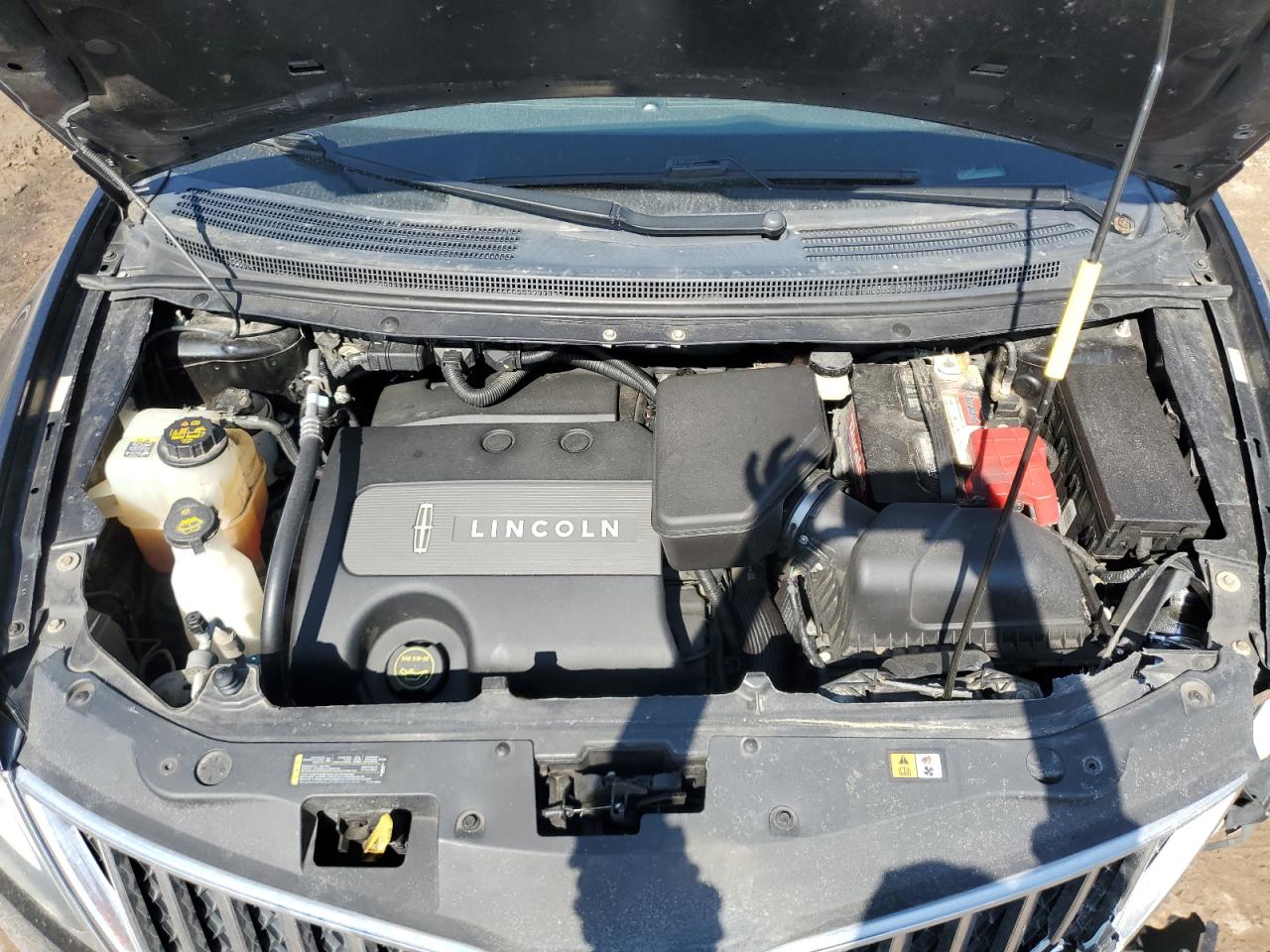2014 Lincoln MKX - Image 12