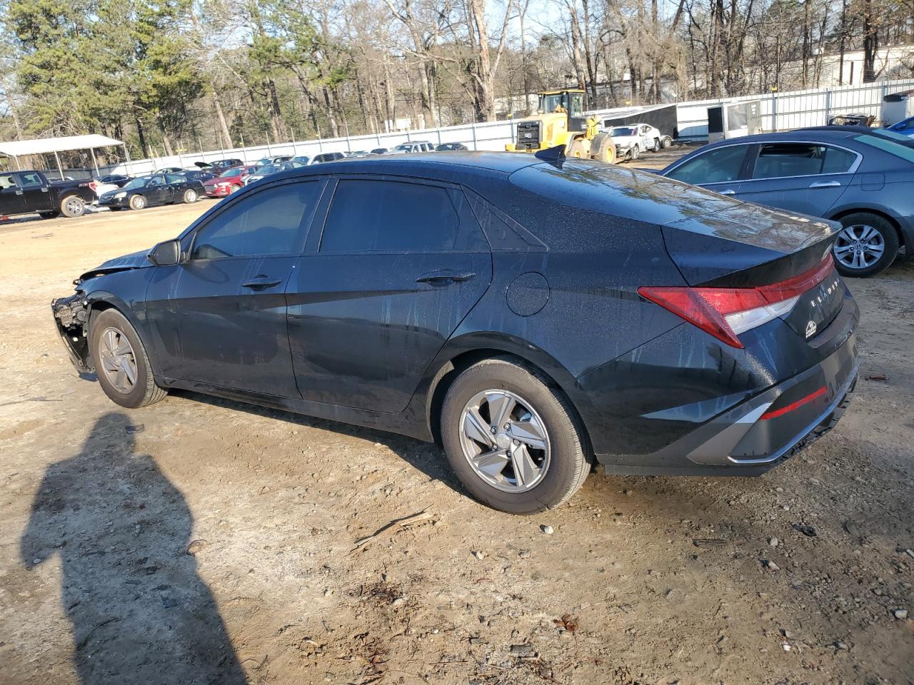 2024 Hyundai Elantra - Image 2