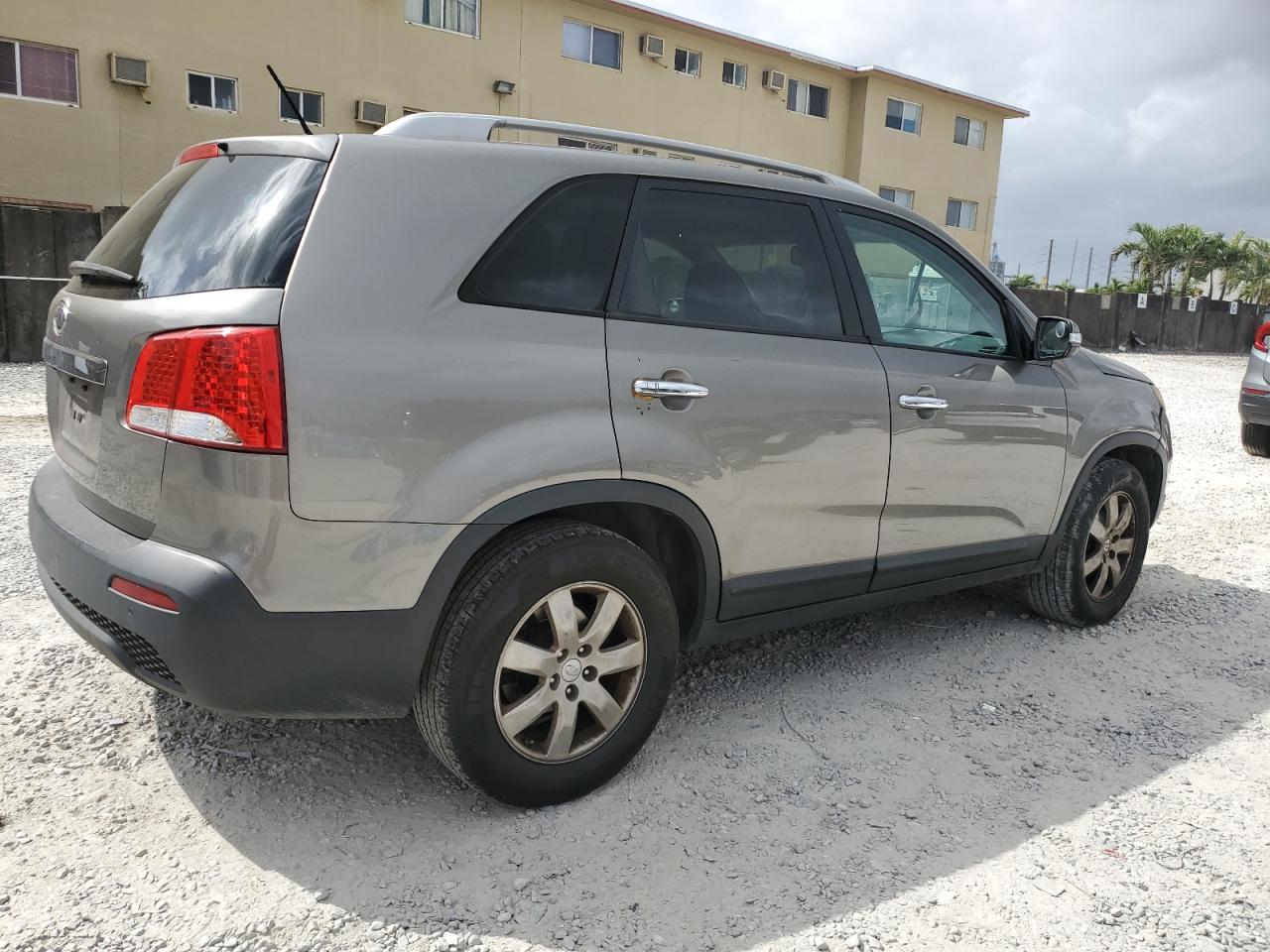 2012 Kia Sorento - Image 3