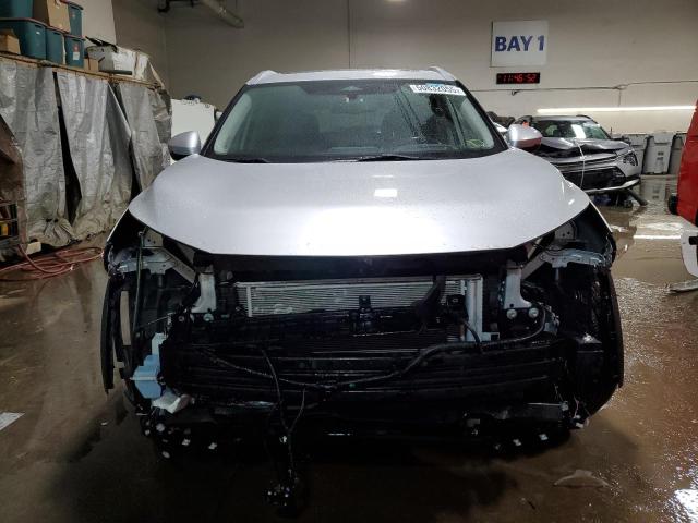  NISSAN ROGUE 2021 Srebrny