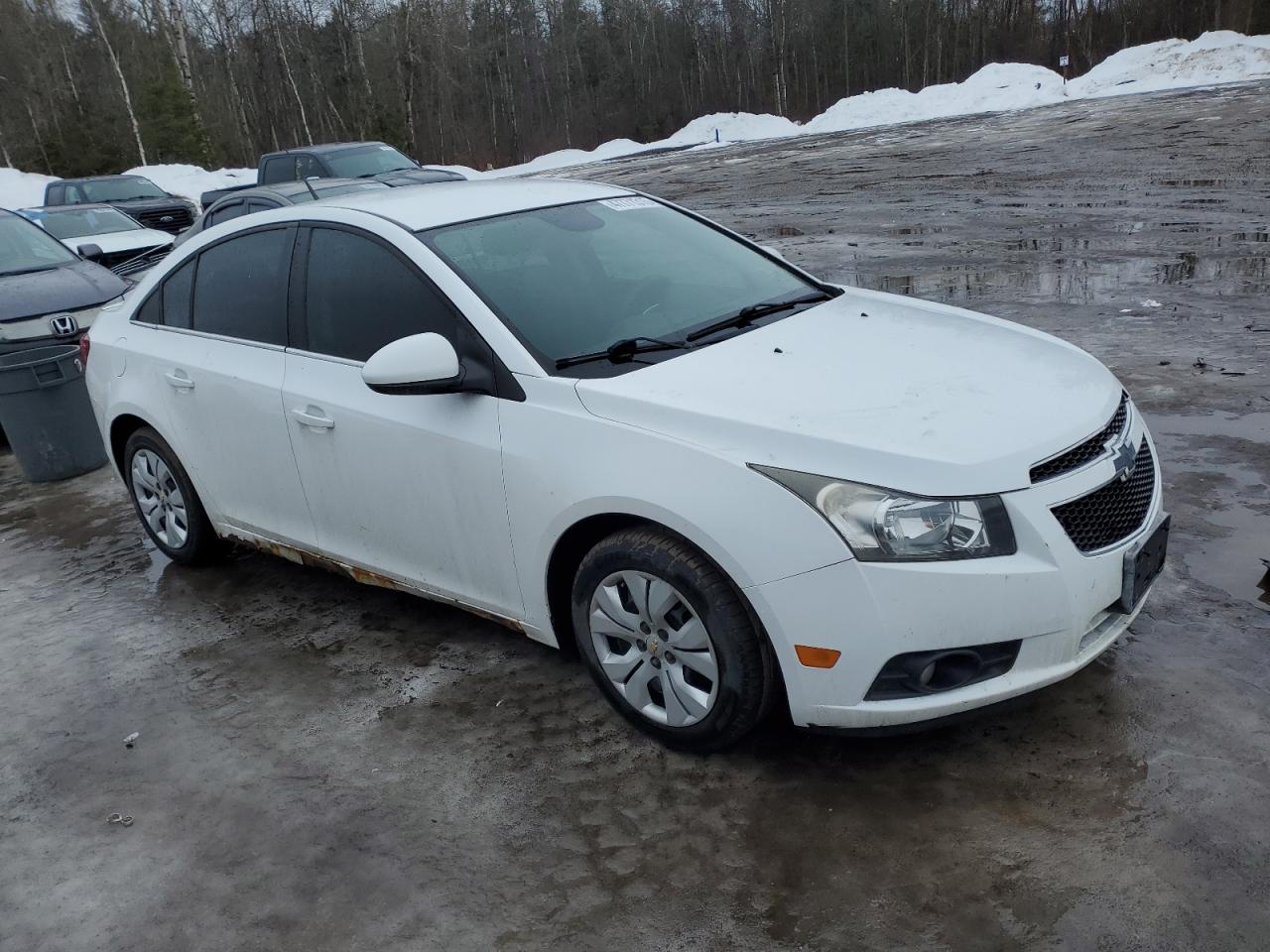 2013 Chevrolet Cruze - Image 4