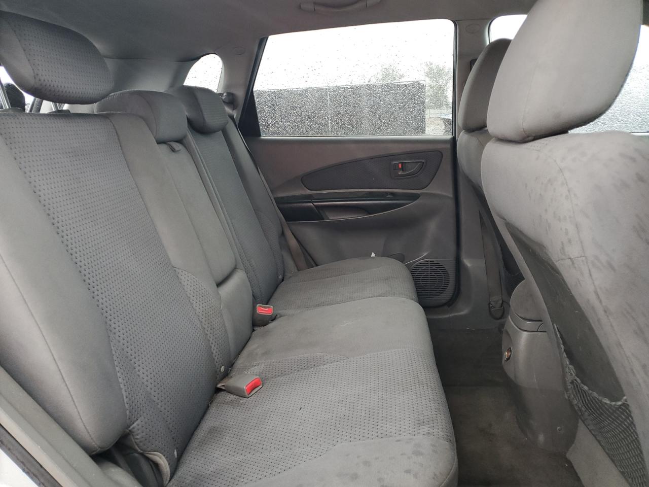 2009 Hyundai Tucson - Image 11