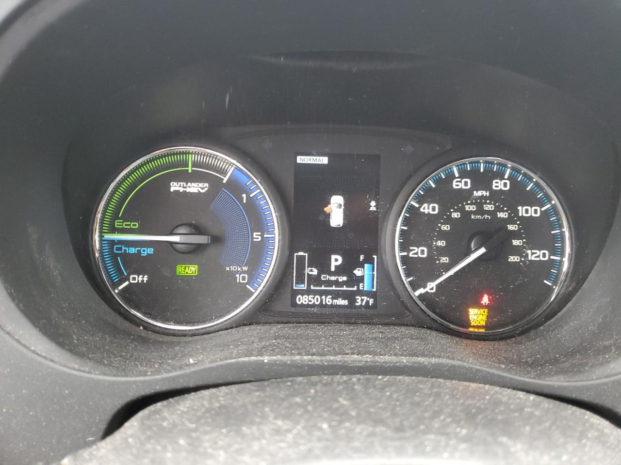 2021 Mitsubishi Outlander - Image 9