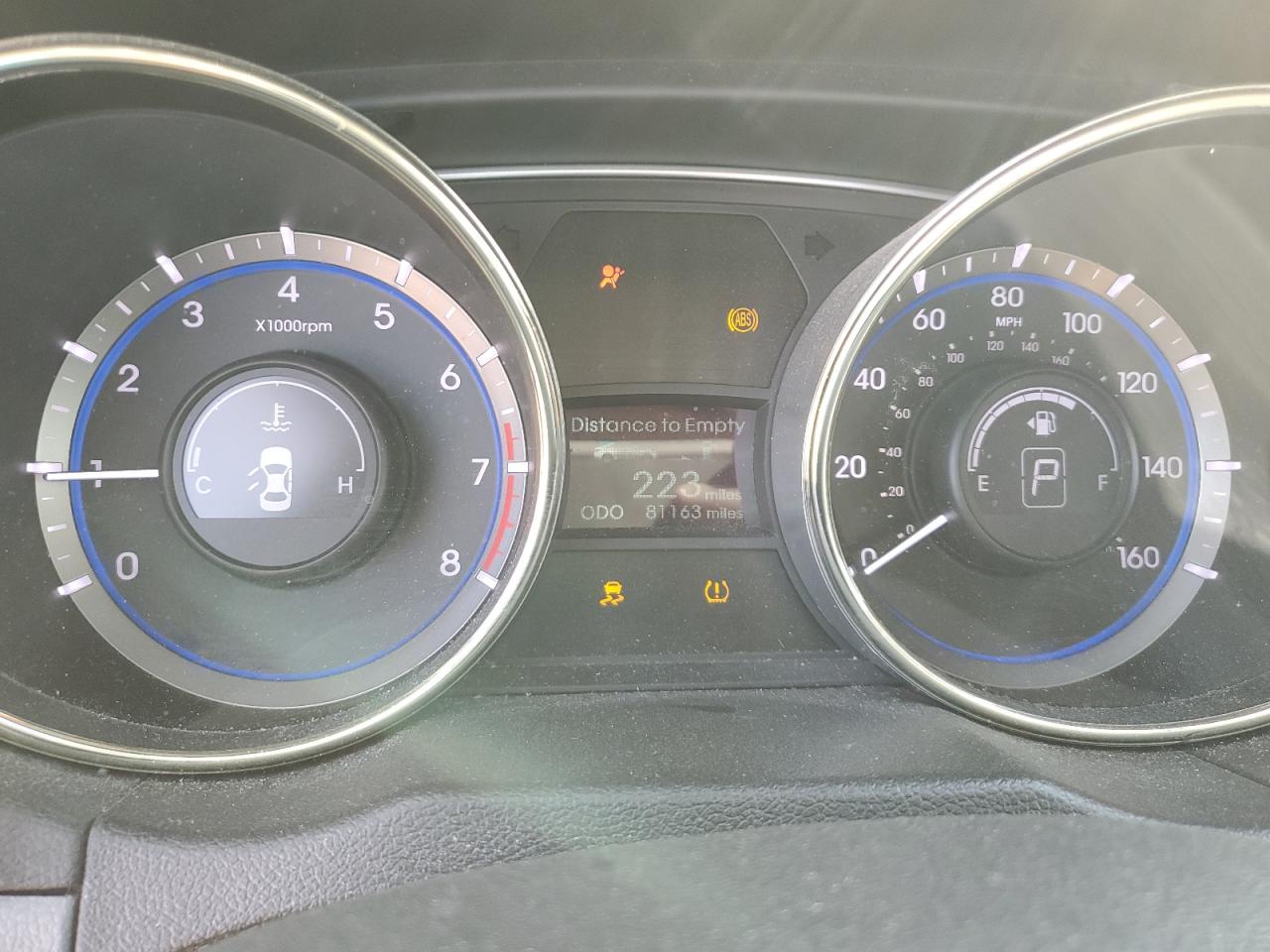 2011 Hyundai Sonata - Image 9