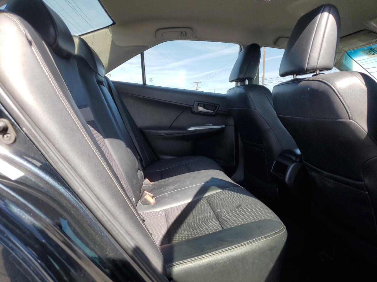 2014 Toyota Camry - Image 10