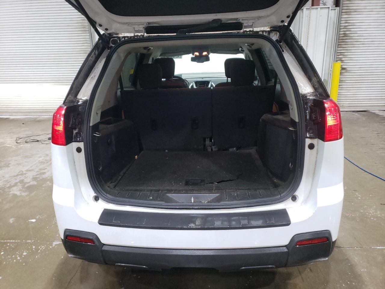 2015 GMC Terrain - Image 6