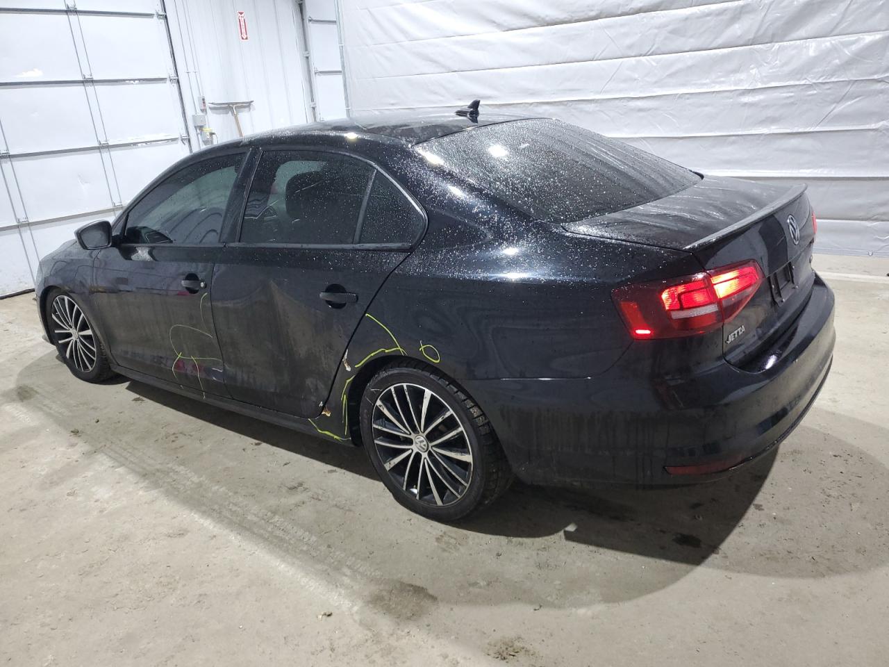 2016 Volkswagen Jetta - Image 2