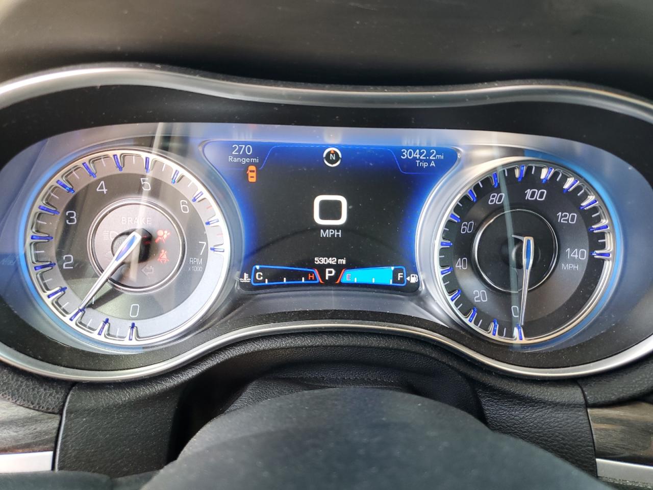 2019 Chrysler 300 - Image 9