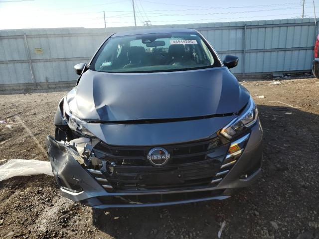 NISSAN VERSA 2023 Szary
