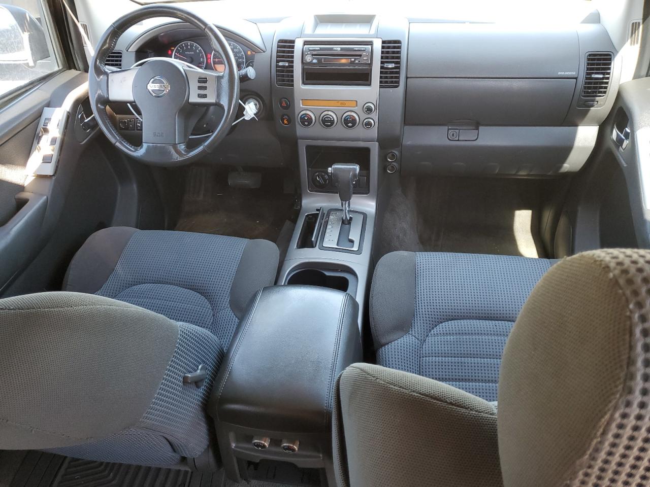 2005 Nissan Pathfinder Le VIN: 5N1AR18W25C715212 Lot: 50212145
