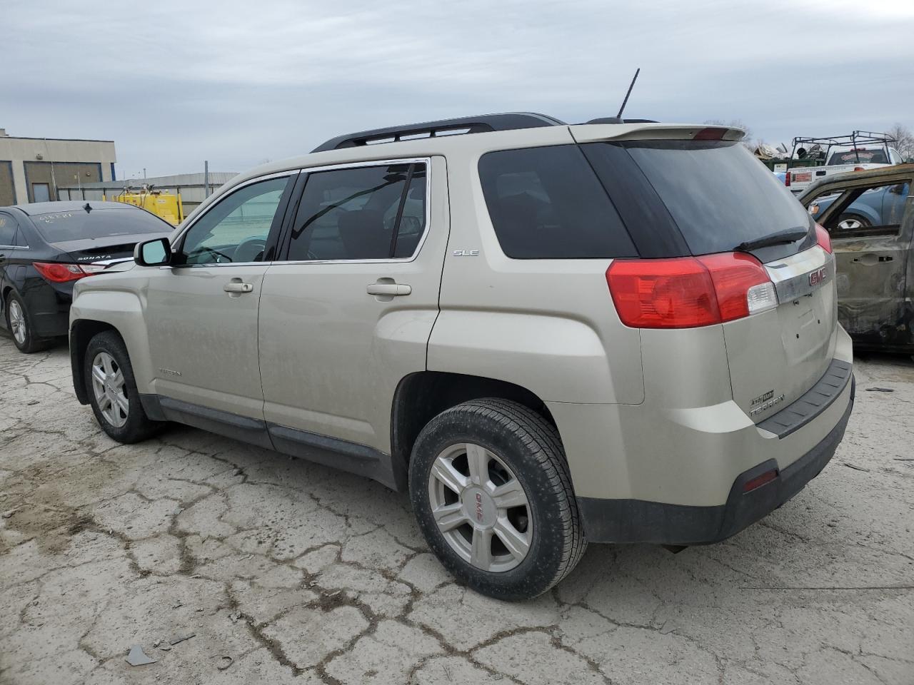 2015 GMC Terrain - Image 2