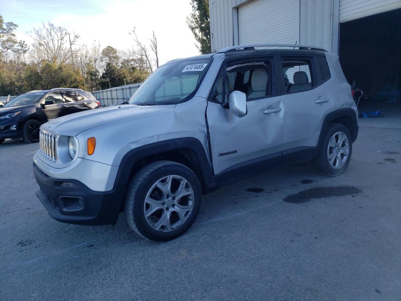 2015 Jeep Renegade - Image 1