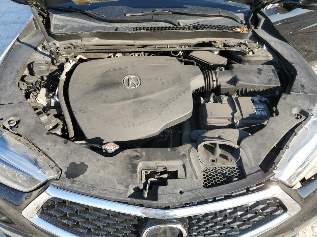 2018 Acura TLX - Image 13