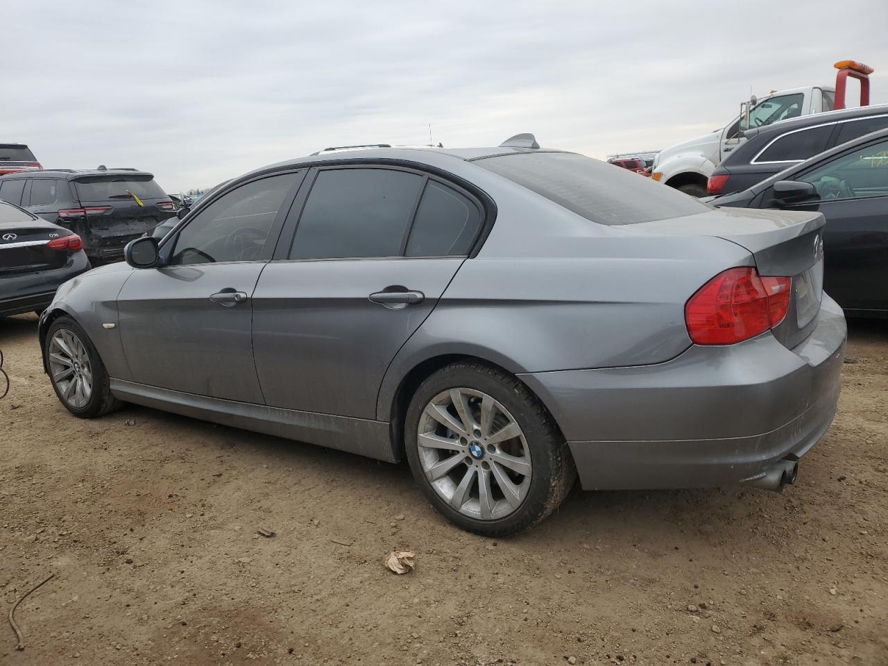 2011 BMW 3er - Image 2