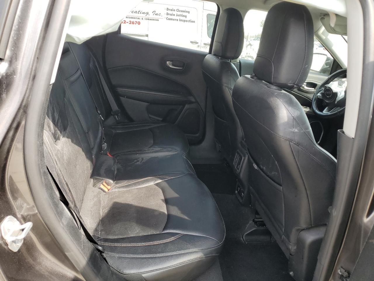 2018 Jeep Compass - Image 11