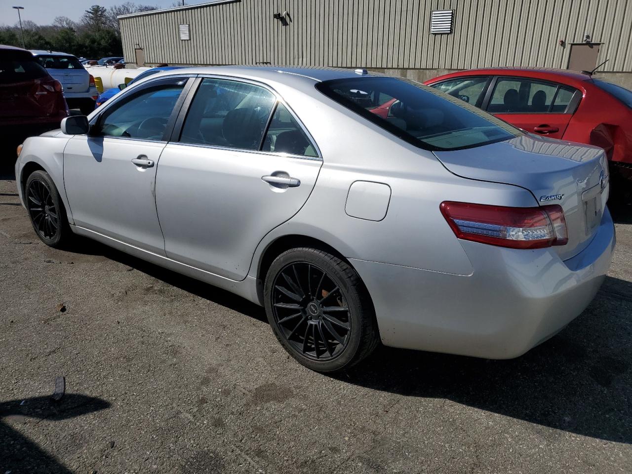 2011 Toyota Camry - Image 2