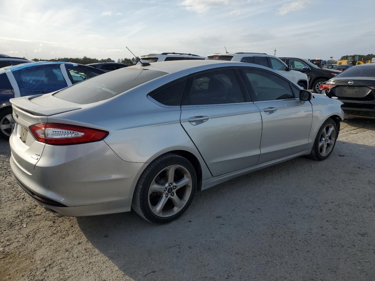 2016 Ford Fusion - Image 3