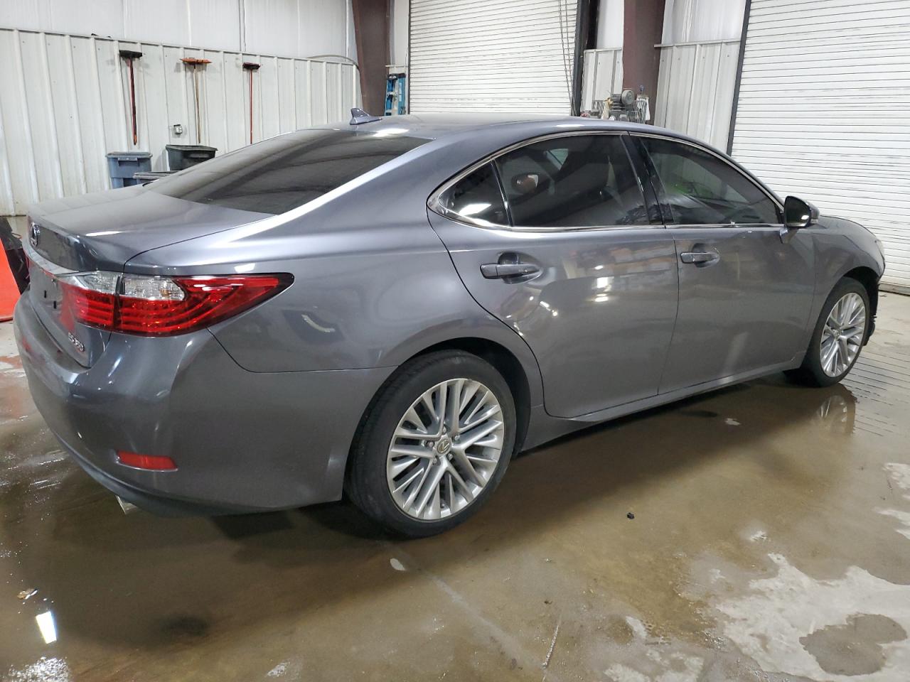 2013 Lexus ES - Image 3