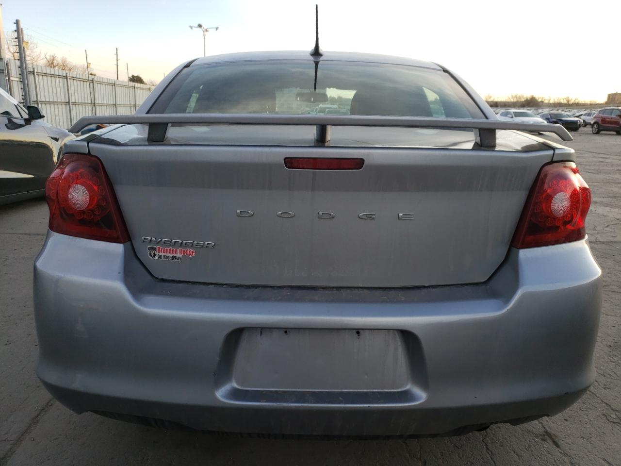 2014 Dodge Avenger - Image 6
