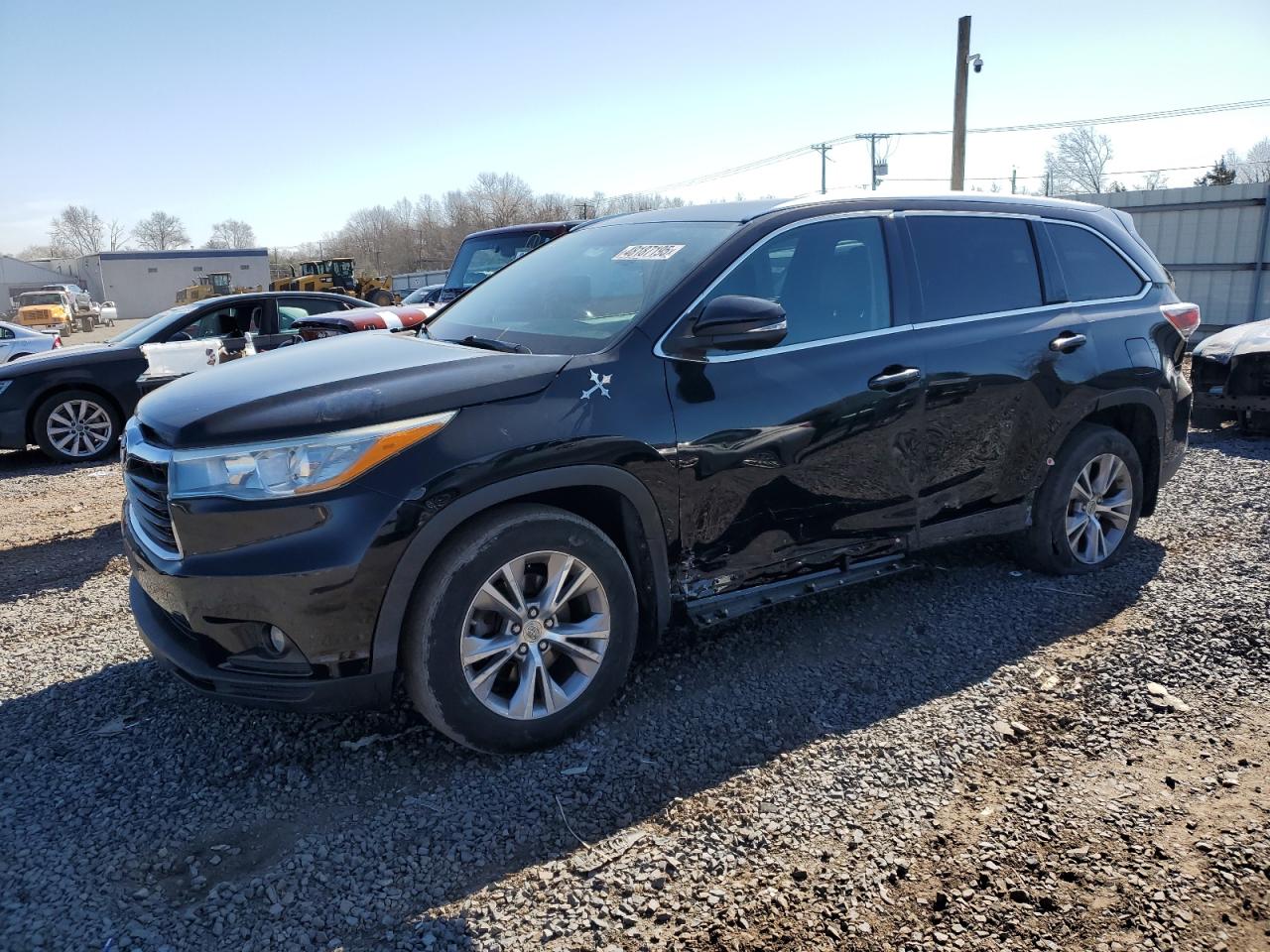 2015 Toyota Highlander - Image 1