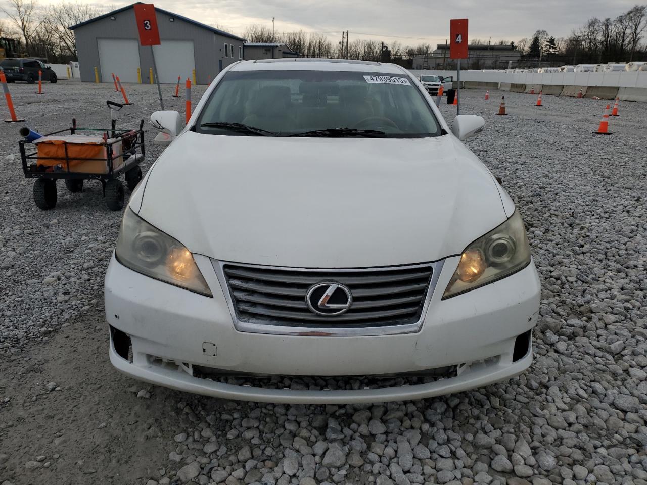 2010 Lexus ES - Image 5