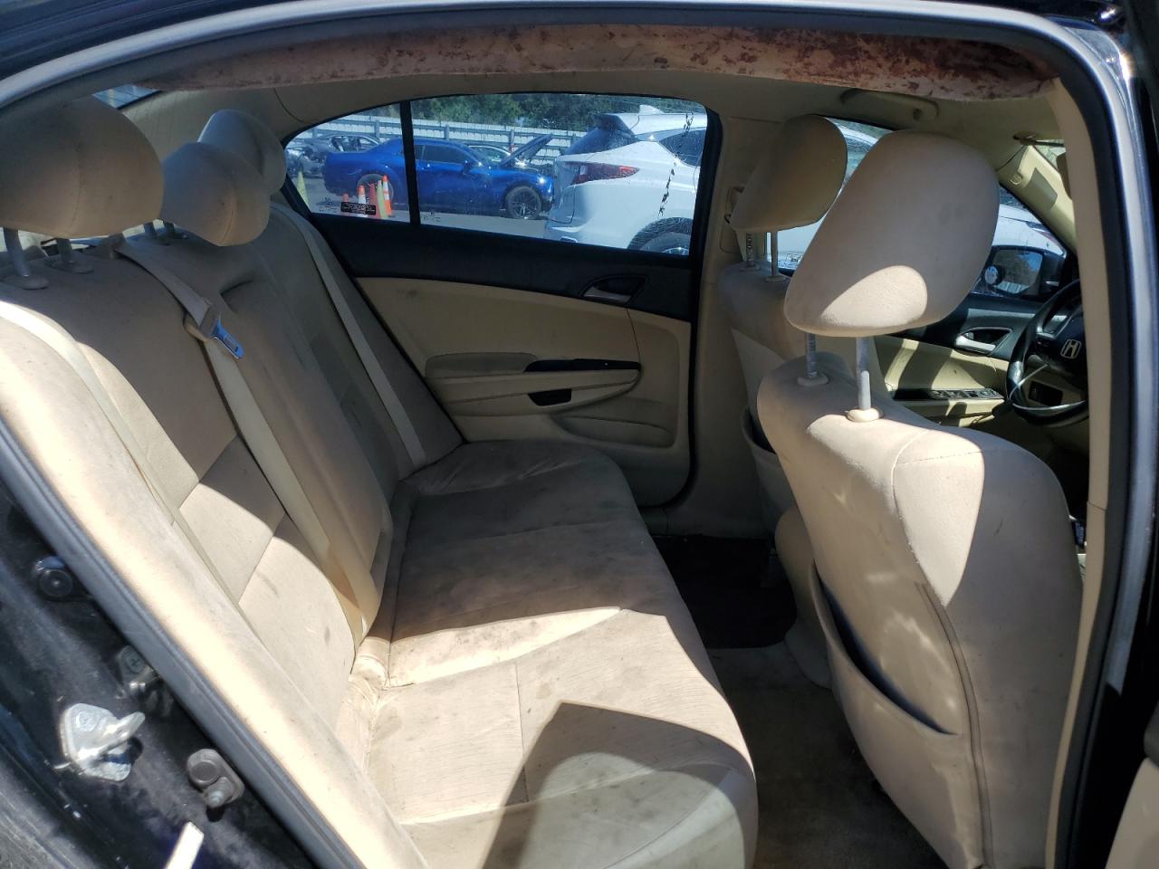 2012 Honda Accord - Image 10