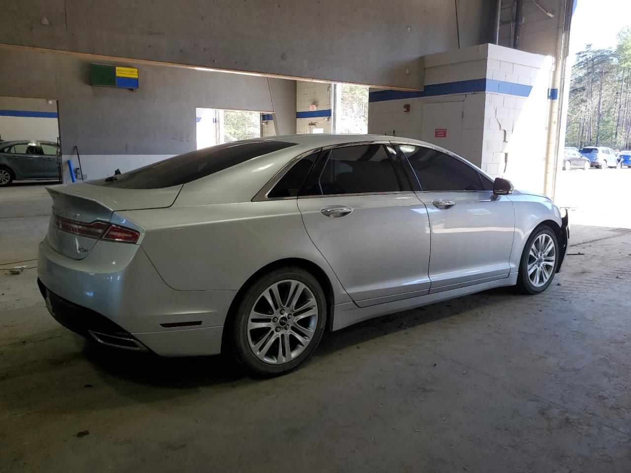 2013 Lincoln MKZ - Image 3