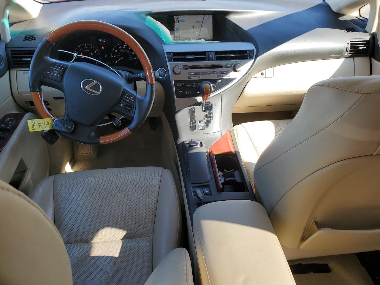 2010 Lexus RX - Image 8