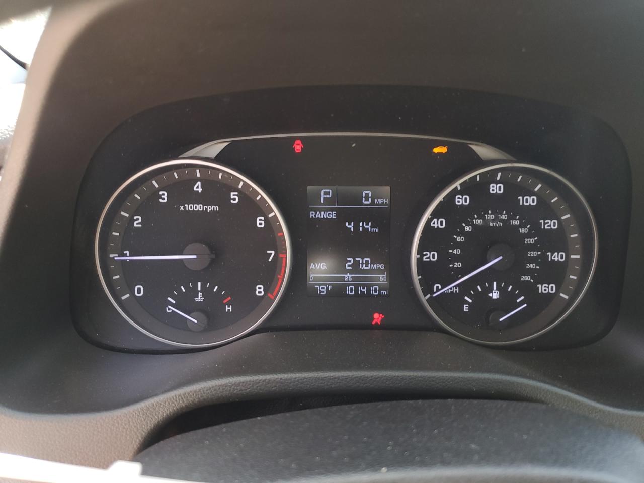 2017 Hyundai Elantra - Image 9