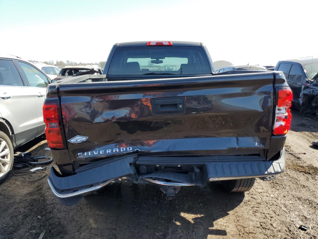 2015 Chevrolet Silverado - Image 6