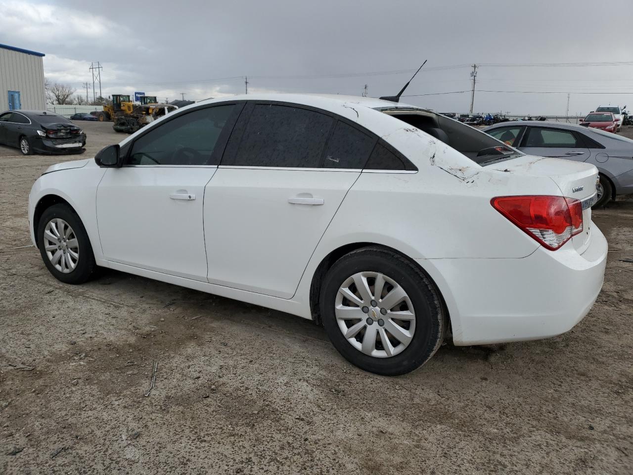 2011 Chevrolet Cruze - Image 2