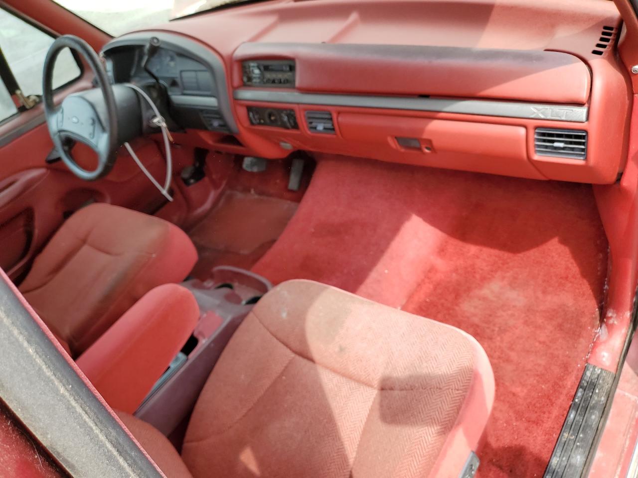 1992 Ford F150 VIN: 1FTEX15H4NKA98709 Lot: 50380075