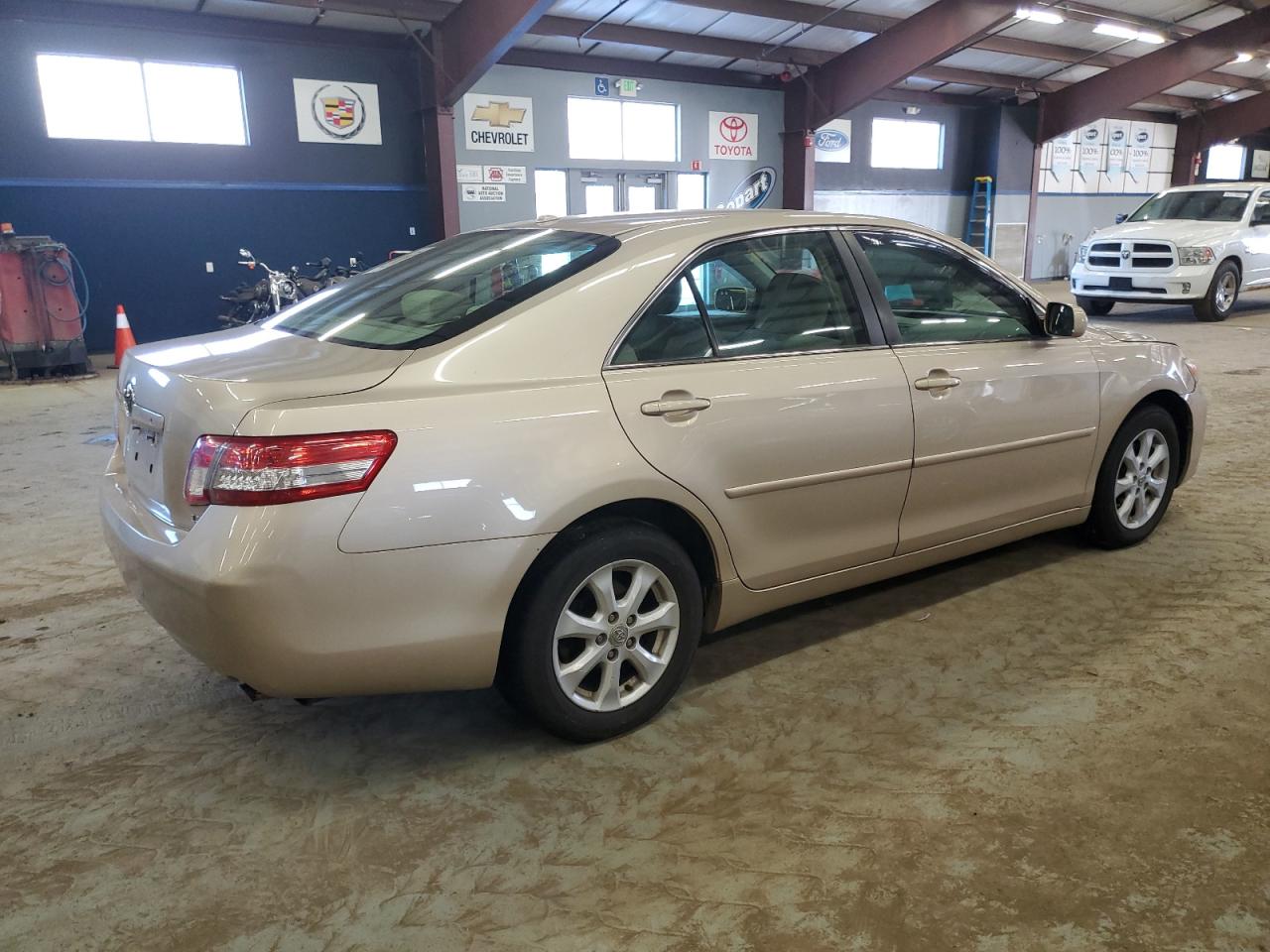 2011 Toyota Camry - Image 3