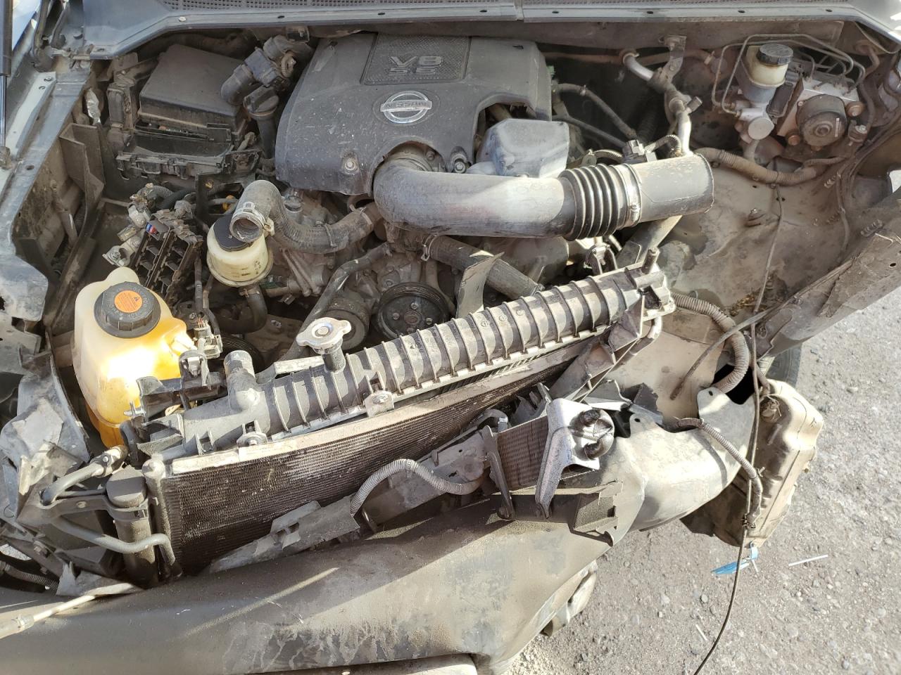 2008 Nissan Titan - Image 11