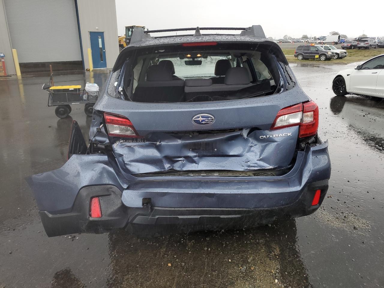 2018 Subaru Outback - Image 6