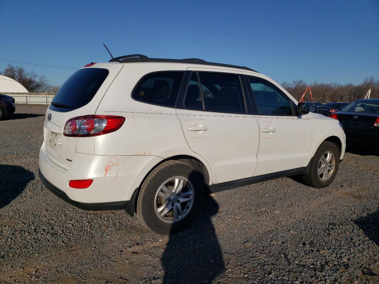 2012 Hyundai Santa Fe - Image 3
