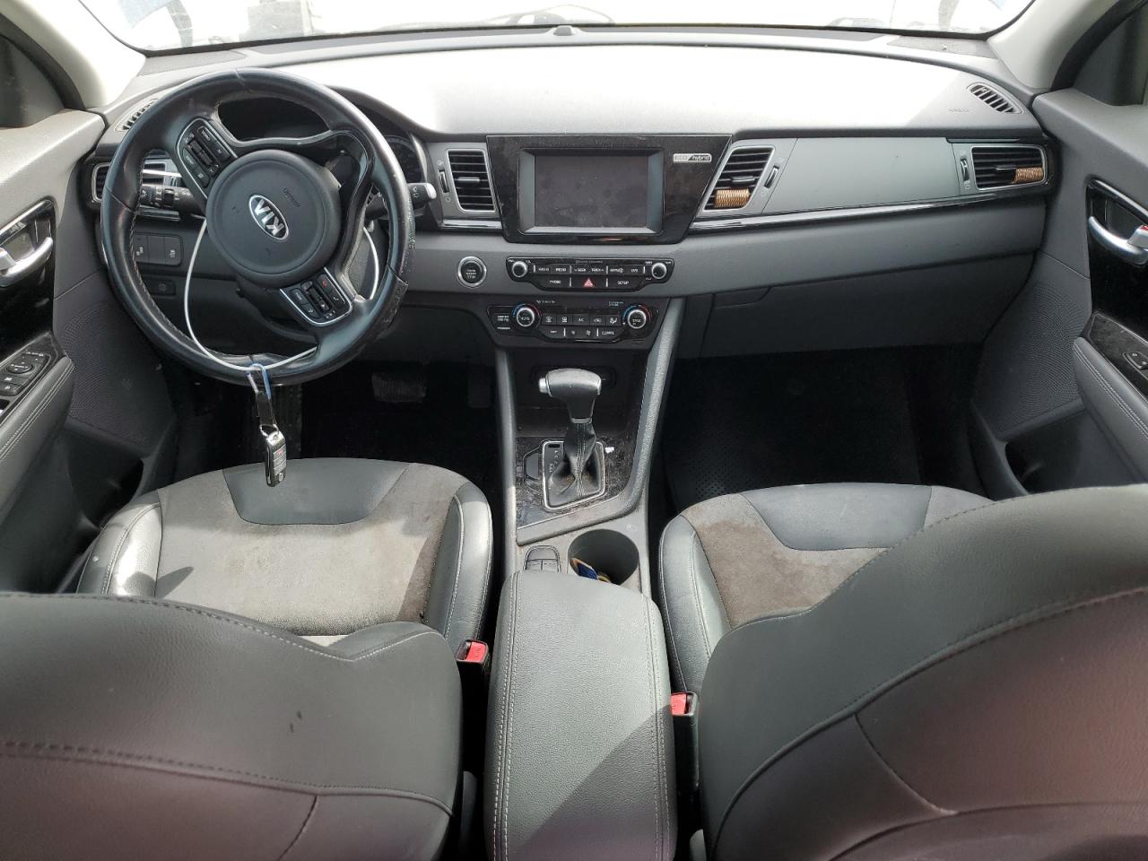 2017 Kia Niro - Image 8