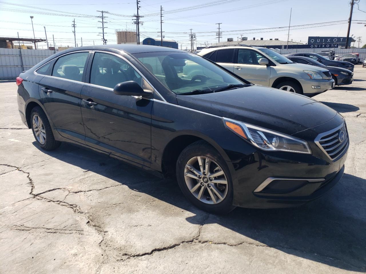 2017 Hyundai Sonata - Image 4