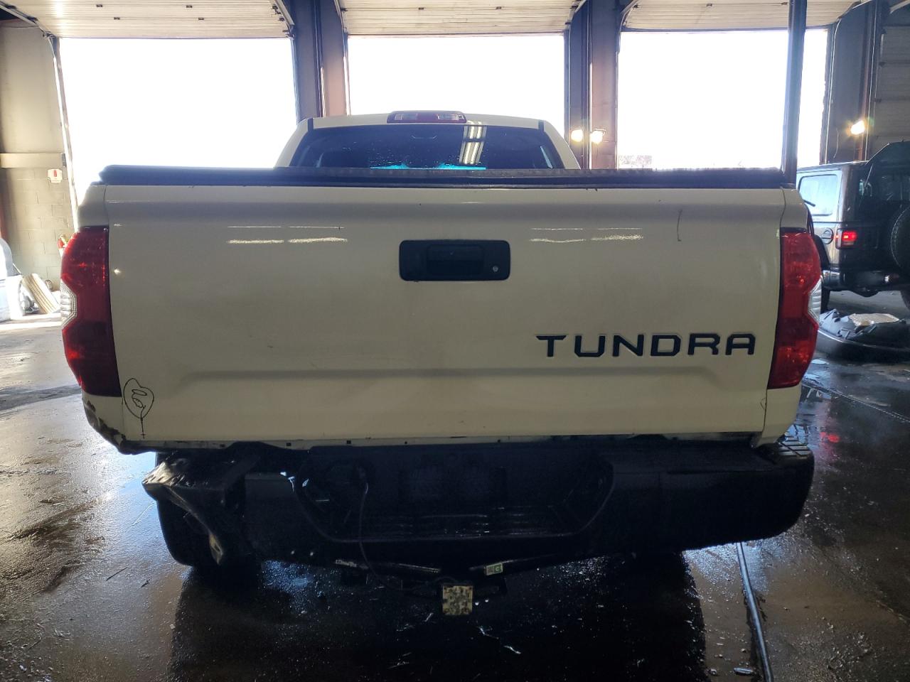 2014 Toyota Tundra - Image 6