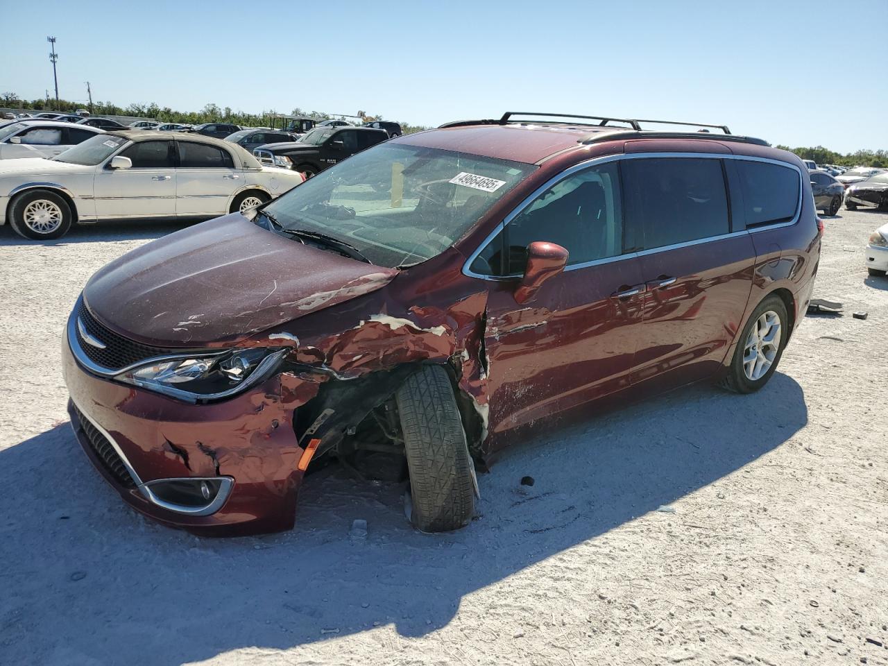 2018 Chrysler Pacifica Touring Plus na sprzedaż w Arcadia, FL - Front End